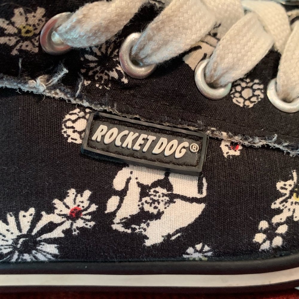 Rocket Dog | Black & White Floral Sneakers | 8.5 - Picture 5 of 8
